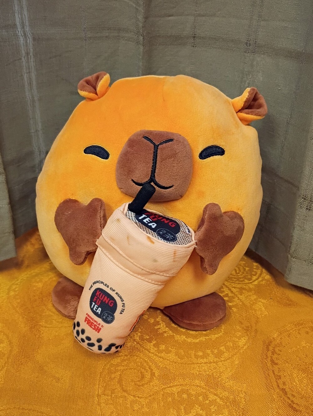 NWOT 2024 Zuru Snackles Series 2 Spencer The Capybara W/Kung Fu Tea Plush 8"